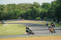 brands-hatch-photographs;brands-no-limits-trackday;cadwell-trackday-photographs;enduro-digital-images;event-digital-images;eventdigitalimages;no-limits-trackdays;peter-wileman-photography;racing-digital-images;trackday-digital-images;trackday-photos